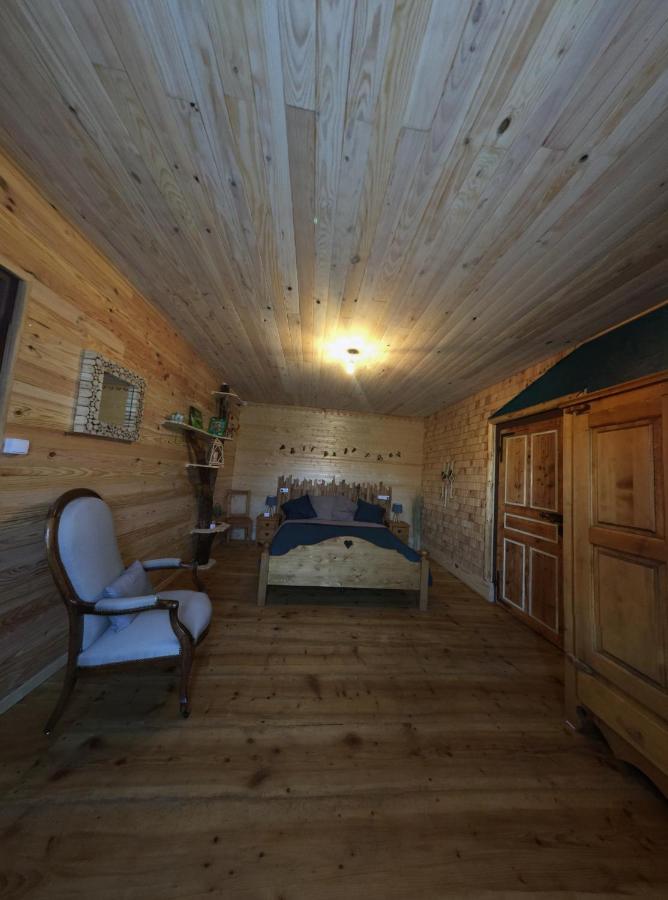 Les 3Crokignols, Maison D'Hote Familiale. Saffloz Kültér fotó